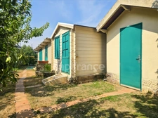 Neuville-sur-Sarthe - Terrain de loisirs de 425 m² en bord de Sarthe. Posez vos valises et profitez ! 