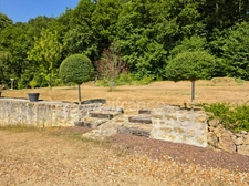 Maison familiale de 4 chambres sur plus de 6 000 m² de terrain à Saint-Maixent