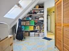 À 25 minutes de Tours, pavillon familial avec piscine et vue sur la campagne