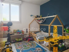 Appartement T4 de 72,10 m² avec cave - Avenue Felix Geneslay