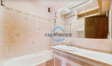Bright 3-Bedroom Apartment in the Heart of Vélizy-Villacoublay (78) – Ideal Principal Residence or Buy-to-Let Investment