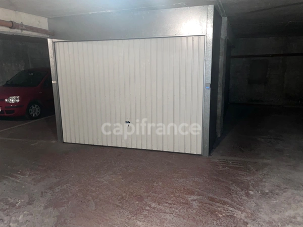 Box spacieux à vendre PARIS 20EME ARRONDISSEMENT (75)