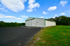 Maison en pierres 10 pièces + Hangar de stockage, proche Lannion