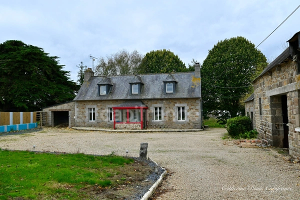 Maison en pierres à vendre 5 pièces + dépendance CAVAN (22)