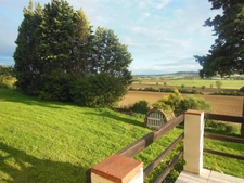 Dpt Haute Garonne (31), à vendre SAINT JULIA maison P8 de 287 m² - Terrain de 4680  - Plain pied