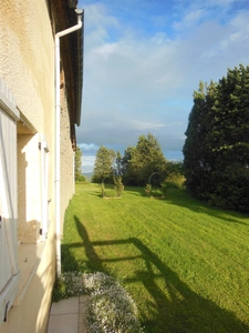 Dpt Haute Garonne (31), à vendre SAINT JULIA maison P8 de 287 m² - Terrain de 4680  - Plain pied