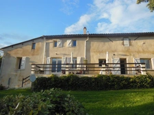 Dpt Haute Garonne (31), à vendre SAINT JULIA maison P8 de 287 m² - Terrain de 4680  - Plain pied