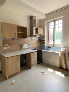 Maison à vendre 5 pièces REVEL (31)
