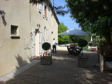 Dpt Haute Garonne (31), à vendre SAINT JULIA maison P8 de 287 m² - Terrain de 4680  - Plain pied
