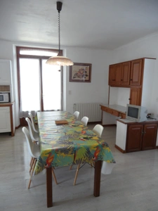 Dpt Tarn (81), à vendre SOUAL immeuble 