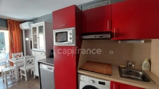 Var (83) - SANARY SUR MER, Beau T2 dans un cadre verdoyant 