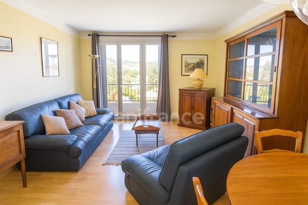 Hyères Gare - Appartement T3 - 77m² - Avec  garage individuel