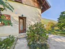 ARGENTINE – Maison familiale de 138 m² avec jardin clos