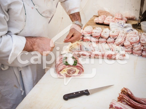 Dpt  (73), à vendre  Boucherie - Charcuterie entièrement rénovée