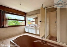 A VENDRE : VALENCIENNES (59) Un bien, mille possibilités : Maison + local professionnel ou logement indépendant ou commerce ou espace bien-être  avec extension possible pour une piscine !