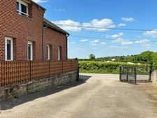 À VENDRE - Maison familiale- semi plain pieds- spacieuse en pleine campagne Thiérachienne- LA FLAMENGRIE (02)