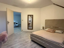 🏡 Grande Maison Thiérachienne de 252 m² – 8 Chambres + Studio – Proche Centre d’Hirson (02)