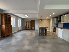 À VENDRE - Maison familiale- semi plain pieds- spacieuse en pleine campagne Thiérachienne- LA FLAMENGRIE (02)
