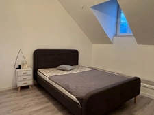 🏡 Grande Maison Thiérachienne de 252 m² – 8 Chambres + Studio – Proche Centre d’Hirson (02)