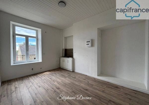 A VENDRE : Immeuble – 5 appartements –  à Fourmies (59)