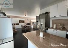 🏡 À VENDRE – Pavillon récent  – 105 m² – 3 chambres – Semi plain-pied – DPE B – Jardin – Cour