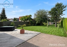 A VENDRE : VALENCIENNES (59) Un bien, mille possibilités : Maison + local professionnel ou logement indépendant ou commerce ou espace bien-être  avec extension possible pour une piscine !