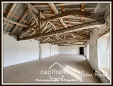 Stone house for sale in Champigny-En-Rochereau (86), single storey, to renovate, 3 rooms, 2 bedrooms, 870 m² plot with outbuildings