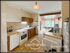Stone house for sale to renovate, 5 rooms, 3 bedrooms, outbuildings, 1.5 ha of land, Champigny-En-Rochereau (86)