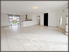 Maison à vendre 4 pièces 3 chambres Garage Terrain 470 m² VOUNEUIL SOUS BIARD (86)
