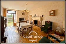 Stone house for sale in Champigny-En-Rochereau (86), single storey, to renovate, 3 rooms, 2 bedrooms, 870 m² plot with outbuildings