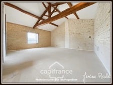 Stone house for sale, 6 rooms, 4 bedrooms + independent studio on 3,260 m² of land with outbuildings, Champigny-En-Rochereau (86)