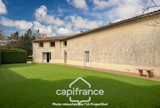 House for sale 5-room house including 3 bedrooms VILLIERS (86) Land of 1028 m² with outbuildings