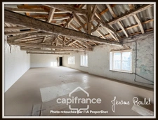 Stone house for sale in Champigny-En-Rochereau (86), single storey, to renovate, 3 rooms, 2 bedrooms, 870 m² plot with outbuildings