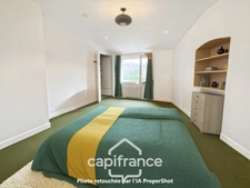 House for sale 5-room house including 3 bedrooms VILLIERS (86) Land of 1028 m² with outbuildings