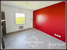 House for sale 4 rooms POITIERS (86) 3 bedrooms Land 380 m²