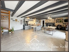 Stone house for sale, 6 rooms, 4 bedrooms + independent studio on 3,260 m² of land with outbuildings, Champigny-En-Rochereau (86)