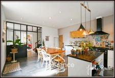 Stone house with 4 rooms in SAINT MARTIN LA PALLU (86), 540 m² plot, outbuildings