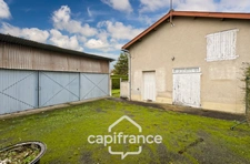 House for sale 5-room house including 3 bedrooms VILLIERS (86) Land of 1028 m² with outbuildings