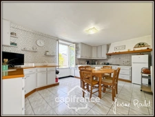 Stone house for sale in Champigny-En-Rochereau (86), 6 rooms, 4 bedrooms, 1900 m² plot with outbuildings