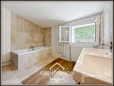 Maison en pierre familiale – 220 m² – 4 chambres – terrain de plus de 4 000 m² – Maisonneuve (86170)