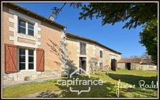 Stone house for sale in Champigny-En-Rochereau (86), single storey, to renovate, 3 rooms, 2 bedrooms, 870 m² plot with outbuildings