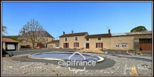 Maison en pierre à vendre 6 pièces 4 chambres + studio indépendant sur terrain 3 260 m² avec dépendances Champigny-En-Rochereau (86)