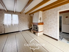 House for sale 5-room house including 3 bedrooms VILLIERS (86) Land of 1028 m² with outbuildings