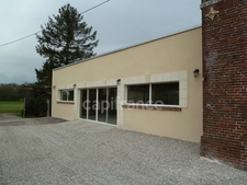 BIEN RARE – ENSEMBLE IMMOBILIER AU FORT POTENTIEL SUR PRÈS DE 4000 m² DE TERRAIN à DAMERAUCOURT (80)