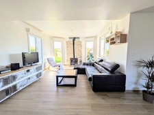 À vendre – Maison de plain-pied entièrement rénovée au cœur de la campagne