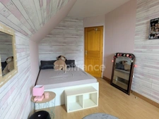 Maison familiale de 115 m² – 4 chambres – Sous-sol complet – Terrain arboré de 3 357 m² – Secteur AUMALE (76)