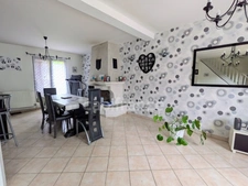 Maison familiale de 115 m² – 4 chambres – Sous-sol complet – Terrain arboré de 3 357 m² – Secteur AUMALE (76)