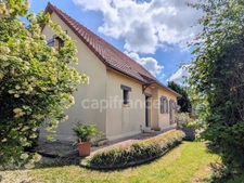 Maison familiale de 115 m² – 4 chambres – Sous-sol complet – Terrain arboré de 3 357 m² – Secteur AUMALE (76)