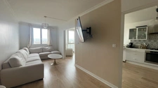 COUP DE CŒUR AUX CLAYES-SOUS-BOIS – DERNIER ÉTAGE AVEC ASCENSEUR – 3 CHAMBRES – 80M2-CAVE & PARKING