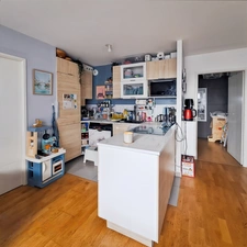 Appartement T4 à vendre, 4 pièces, 1 balcon, 1 parking en sous-sol, 1 cave, accès PMR - PLAISIR (78370)